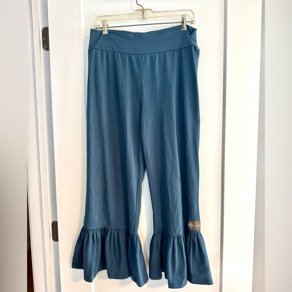 Matilda Jane Teal Blue Ruffle Hem Knit Pants. Pull on. Super cute! Sz L